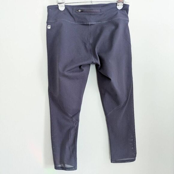 Fabletics Cropped Gray Mesh Panel Leggings - Picture 2 of 2